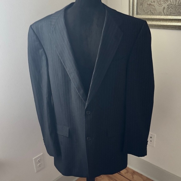 Daniel Cremieux Collection dark blue pin stripe two button front blazer Sz 42L - Picture 2 of 11
